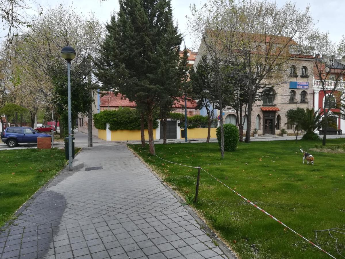 Villa "Luna De Segovia" Leganés Exterior photo